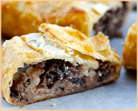 Strudel di radicchio, salsiccia e Fontal